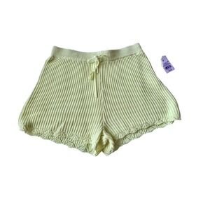 Wild‎ Fable Yellow Ribbed Knit Crochet Shorts Scallop Hem High Rise Medium NEW